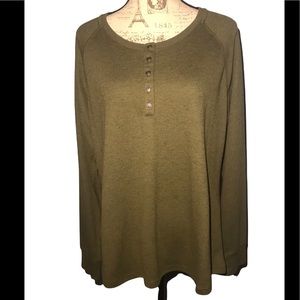 L.L. Bean Green Long Sleeve Thermal Henley